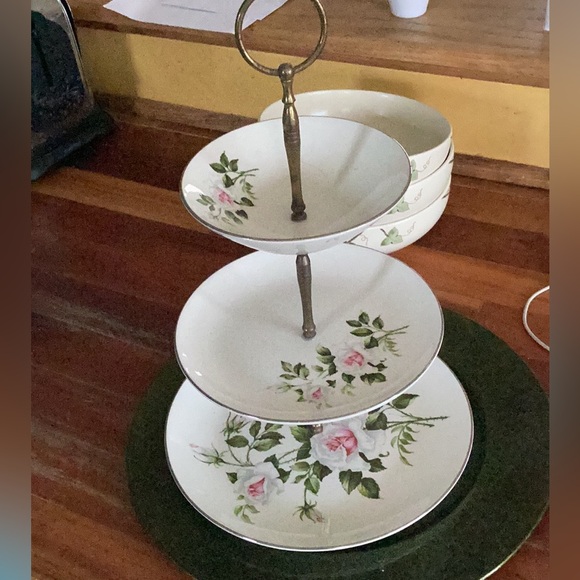 🎄Christmas Nikko Bundle 2 Tier Tray & Candle Xmas - Picture 8 of 16